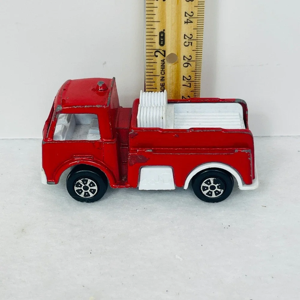 Vintage Tootsietoy Diecast Fire Truck Red White Pumper Emergency Vehicle Toy